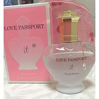 ラブパスポート(Love Passport)のラブ パスポート♡ イット オードパルファム (香水(女性用))