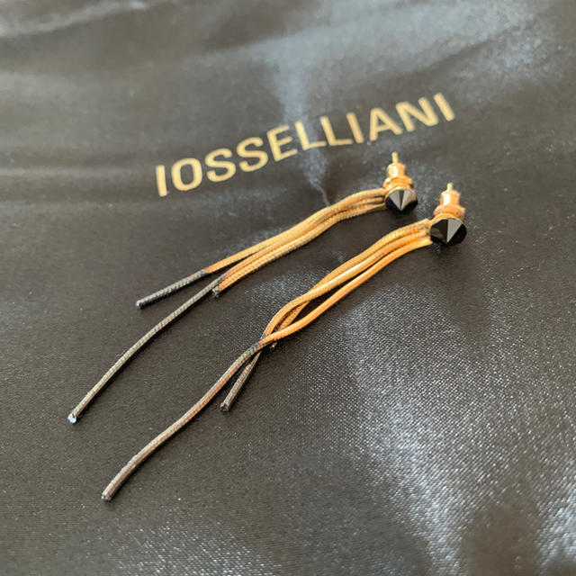 IOSSELLIANI(イオッセリアーニ)のIOSSELLIANI ピアス 2019年春購入 レディースのアクセサリー(ピアス)の商品写真