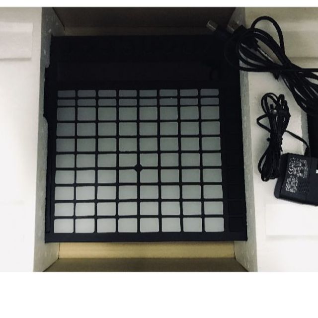 Ableton Push / エイブルトン プッシュ DTM 楽器のDTM/DAW(MIDIコントローラー)の商品写真