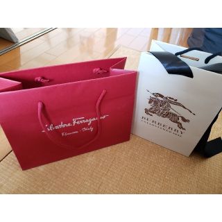 Salvatore Ferragamo(ショップ袋)のフリマアイテム一覧 Salvatore Ferragamo(ショップ袋)のフリマアイテム一覧