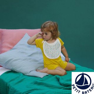 プチバトー(PETIT BATEAU)の【新品】プチバトー  18m スタイ付きショートロンパース イエロー(ロンパース)