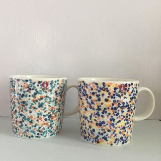 イッタラ(iittala)の【新品・未使用】イッタラ Helle ヘレ ドットマグ イエロー&ターコイズ(食器)