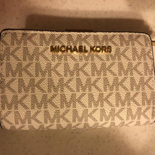 マイケルコース(Michael Kors)のMICHEAL KORS 二つ折り財布 バニラ(財布)