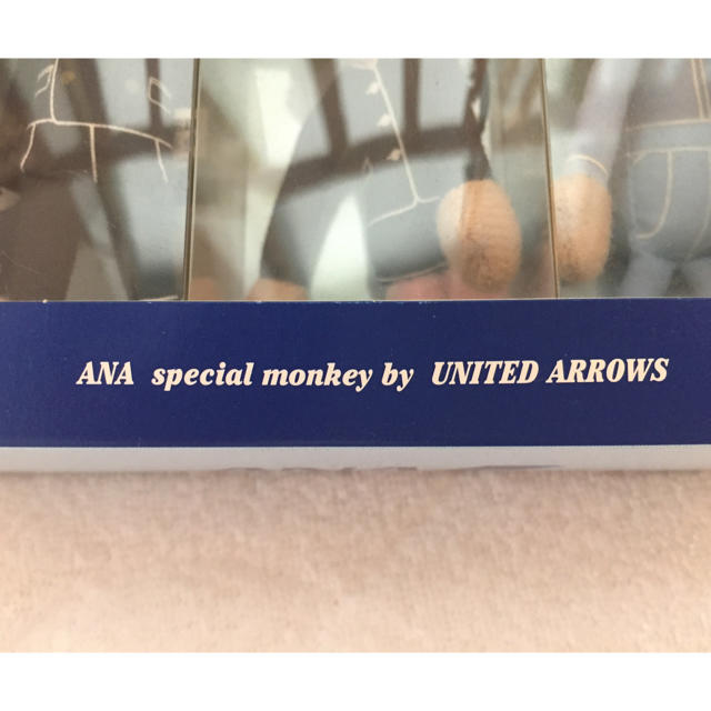 UNITED ARROWS(ユナイテッドアローズ)のANA機内販売限定 ユナイテッドアローズとのコラボストラップ スマホ/家電/カメラのスマホアクセサリー(ストラップ/イヤホンジャック)の商品写真