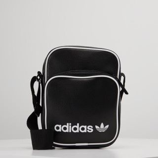 アディダス(adidas)のadidas ショルダーバッグ アディダスオリジナルス(ショルダーバッグ)