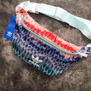 アディダス(adidas)のAdidas アディダス WAIST PACKヒップバッグ ボディバッグ(ボディバッグ/ウエストポーチ)