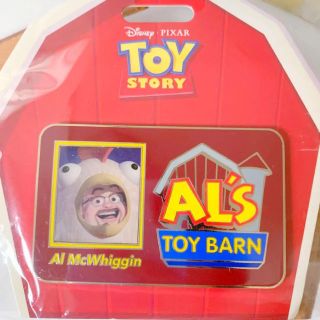 トイストーリー(トイ・ストーリー)の日本未入荷！激レア！AL's toy barn☆ピンバッチ(バッジ/ピンバッジ)