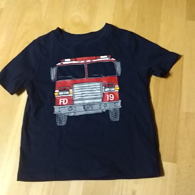 GAP(ギャップ)のma_ml様専用  GAP Tシャツ 95 キッズ/ベビー/マタニティのキッズ服男の子用(90cm~)(Tシャツ/カットソー)の商品写真