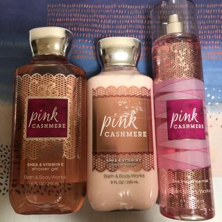 バスアンドボディーワークス(Bath & Body Works)のピンクカシミア☆ボディケア3点セット(ボディローション/ミルク)