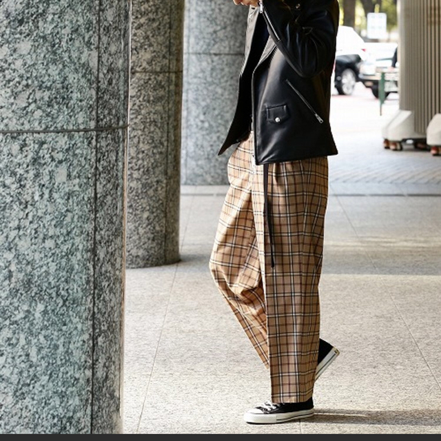 初期化済 Burberry ワイドパンツ - uinsa.ac.id