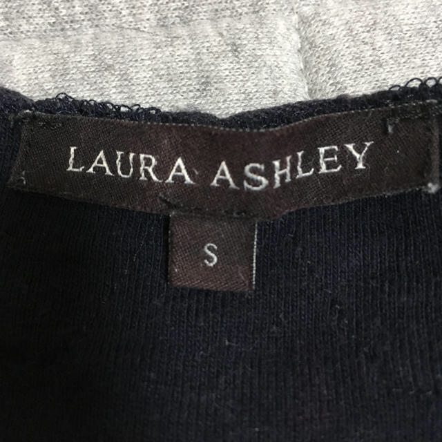 LAURA ASHLEY(ローラアシュレイ)のTシャツ レディースのトップス(Tシャツ(半袖/袖なし))の商品写真