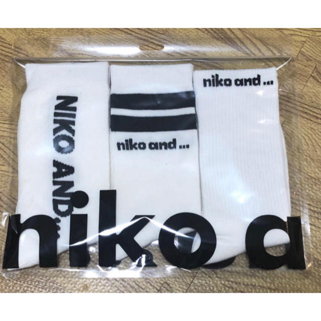 niko and...(ニコアンド)の新品 未使用 ニコアンド ソックス 3足セット ホワイト レディースのレッグウェア(ソックス)の商品写真