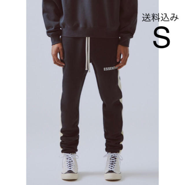 FEAR OF GOD(フィアオブゴッド)のSサイズ Essentials Side Stripe Sweatpants メンズのトップス(スウェット)の商品写真