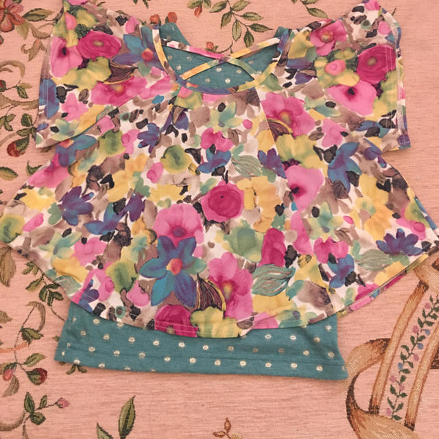 ANNA SUI mini(アナスイミニ)のカットソーとタンクトップ キッズ/ベビー/マタニティのキッズ服女の子用(90cm~)(Tシャツ/カットソー)の商品写真