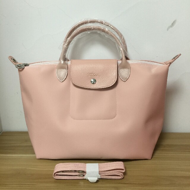 Longchamp 新品未使用 ロンシャン Longchamp トートバッグ Mサイズ ピンクの通販 By Cc S Shop ロンシャン ならラクマ Longchamp 新品未使用 ロンシャン Longchamp トートバッグ Mサイズ ピンクの通販 By Cc S Shop ロンシャン ならラクマ