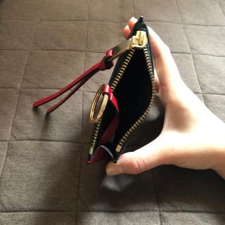 MARC JACOBS - トップジップマルチウォレットの通販 by y's shop ...