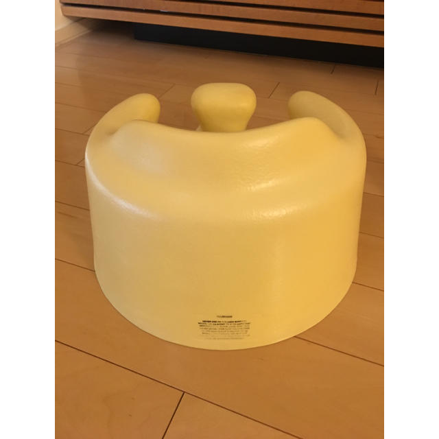 Bumbo(バンボ)のバンボ ベビーソファー キッズ/ベビー/マタニティの寝具/家具(その他)の商品写真