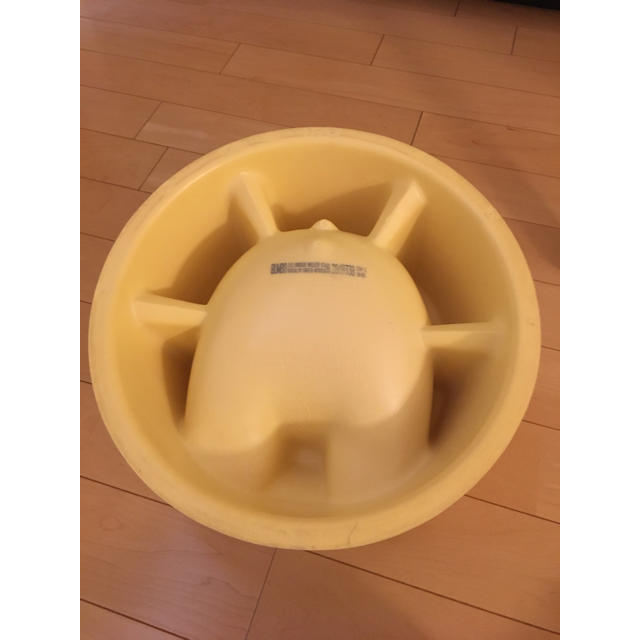 Bumbo(バンボ)のバンボ ベビーソファー キッズ/ベビー/マタニティの寝具/家具(その他)の商品写真