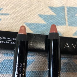 エイボン(AVON)のAVON リップペンシル2本セット(リップライナー)