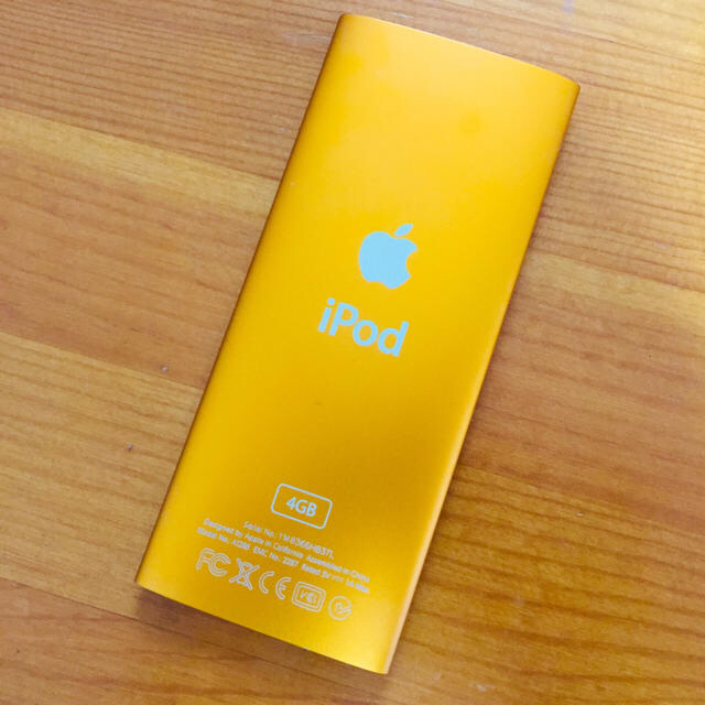 Apple(アップル)のApple iPod nano 第4世代 4GB A1285 ジャンク スマホ/家電/カメラのオーディオ機器(ポータブルプレーヤー)の商品写真