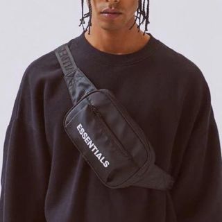 フィアオブゴッド(FEAR OF GOD)のFOG ESSENTIALS / ボディーバック PACSUN購入品(ボディーバッグ)