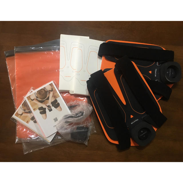 toshiaki様用】他出品中 SIXPAD レッグベルト×2 toshiaki様用】他出品中 SIXPAD レッグベルト×2