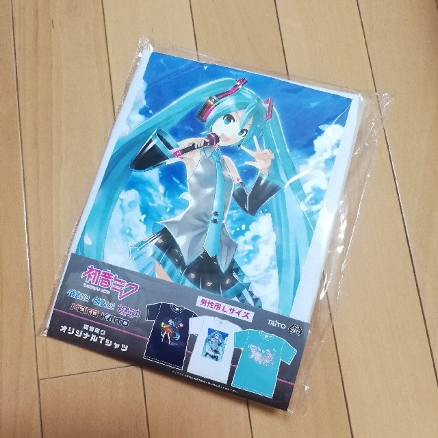 TAITO   新品未使用✩送料込み♪ 初音ミク オリジナル プリント T