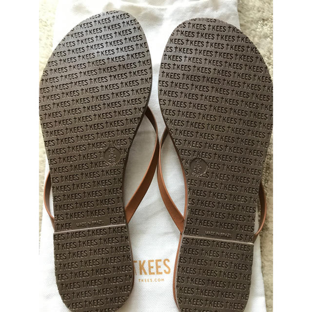 UNITED ARROWS(ユナイテッドアローズ)の【新品 未使用】Tkees 36 キャメル Au naturale  レディースの靴/シューズ(サンダル)の商品写真