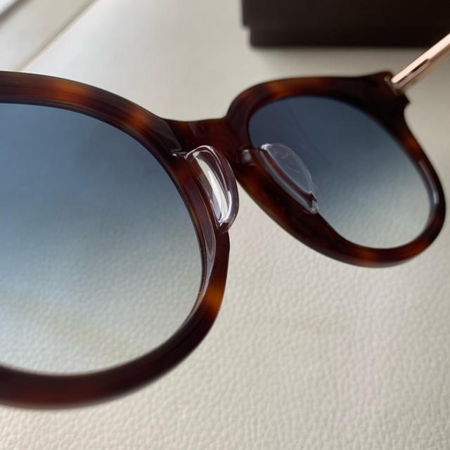 最終sale】 TOMFORD☆サングラス☆未使用品 最終sale】 TOMFORD☆サングラス☆未使用品