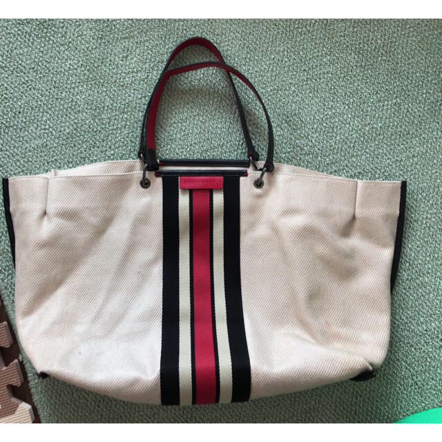 LONGCHAMP(ロンシャン)の【本日のみお値下げ】ロンシャン♡限定バッグ レディースのバッグ(トートバッグ)の商品写真