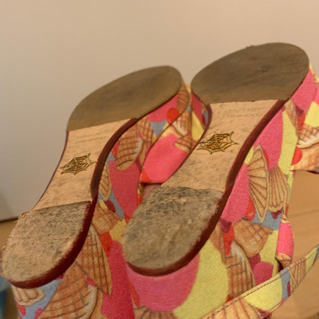 Charlotte Olympia(シャルロットオリンピア)のイタリア製 シャーロットオリンピア アイスクリーム サンダル  レディースの靴/シューズ(サンダル)の商品写真