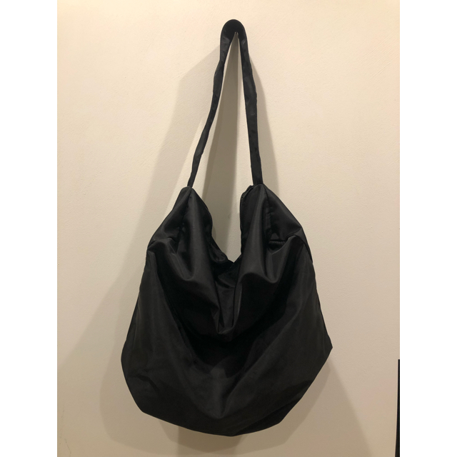 COS - COS Collapsed tote bag ナイロン トート ショルダーの通販 by A.｜コスならラクマ
