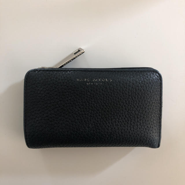 MARCJACOBS 二つ折り財布