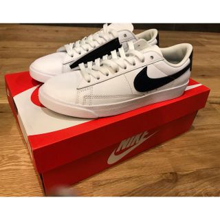 ナイキ(NIKE)のNIKE スニーカー(スニーカー)