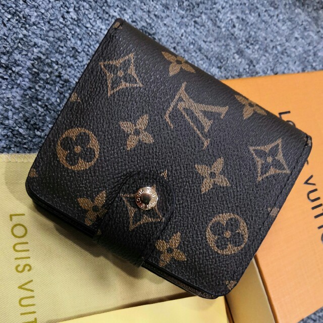 売り上げ ルイヴィトン 二つたたみ 折り 美品! 財布 メンズ の通販 by 令ING's shop|ラクマ