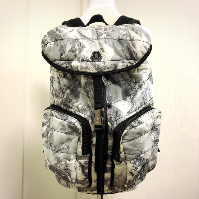 MONCLER(モンクレール)のアメリカン様専用 メンズのバッグ(バッグパック/リュック)の商品写真