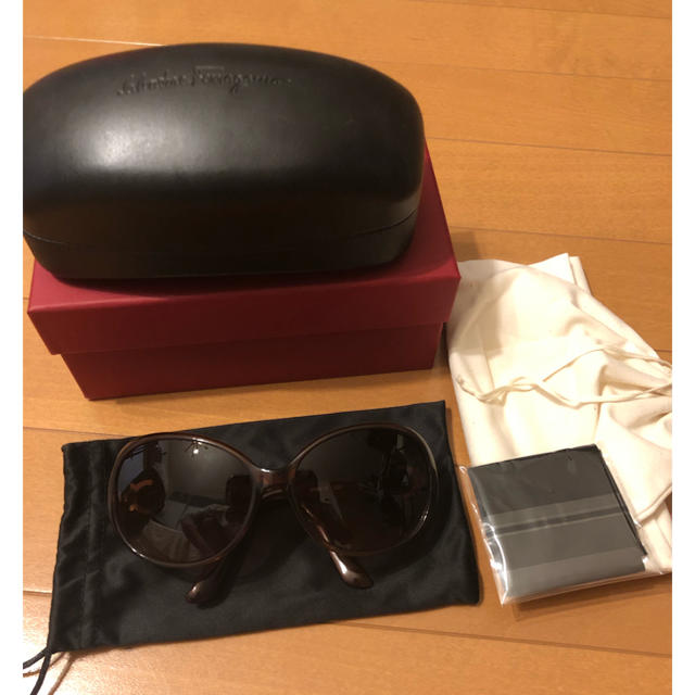 Salvatore Ferragamo(サルヴァトーレフェラガモ)のSalvatore Ferragamo サングラス レディースのファッション小物(サングラス/メガネ)の商品写真