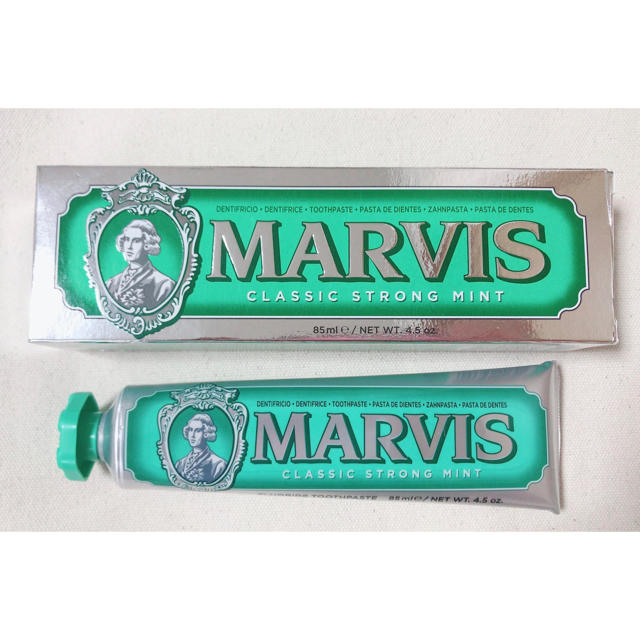 【MARVIS マービス】歯磨き粉 クラシック ストロングミント85ml コスメ/美容のオーラルケア(歯磨き粉)の商品写真