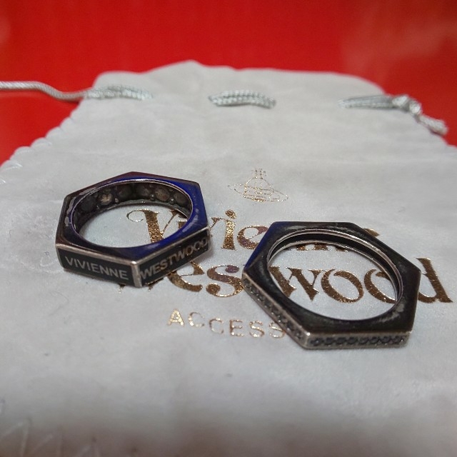 Vivienne Westwood(ヴィヴィアンウエストウッド)のVivienne Westwood ヘキサゴナルリング レディースのアクセサリー(リング(指輪))の商品写真