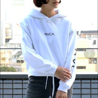 RVCAパーカー ﾌﾘｰｸｽｽﾄｱ限定品