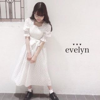 エブリン(evelyn)のevelyn ドットシャーリングワンピース OP(ひざ丈ワンピース)