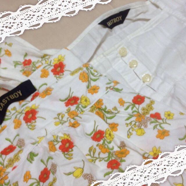 EASTBOY(イーストボーイ)のレトロ花柄 トップ♡ レディースのトップス(Tシャツ(半袖/袖なし))の商品写真