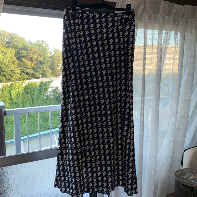 IENA(イエナ)のレトロデシン フラワースカート レディースのスカート(ロングスカート)の商品写真