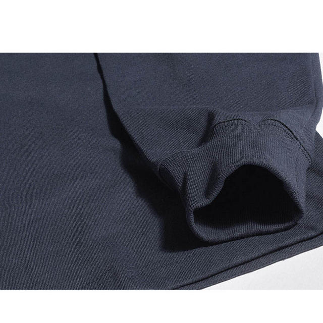 carhartt(カーハート)のカーハート  ロンT 新品 ブラック Sサイズ メンズのトップス(Tシャツ/カットソー(七分/長袖))の商品写真