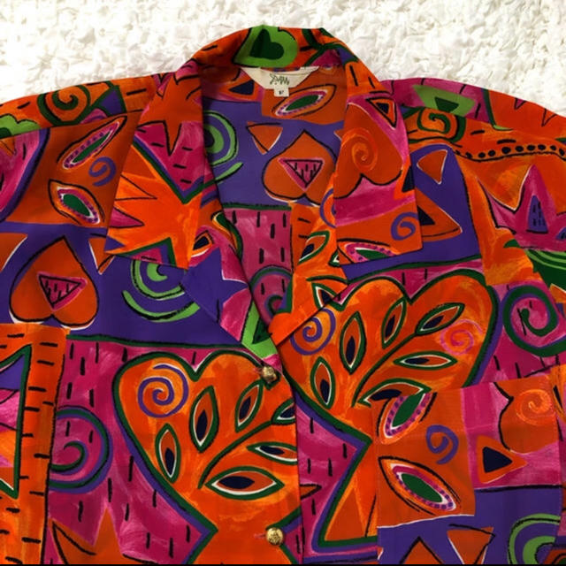 Santa Monica(サンタモニカ)の古着シャツ レディースのトップス(シャツ/ブラウス(半袖/袖なし))の商品写真