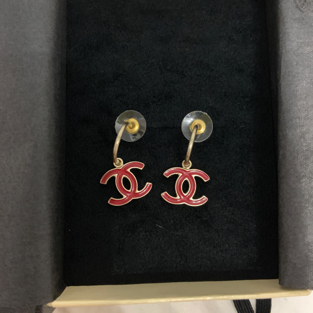 CHANEL(シャネル)の本物!!シャネルピアス レディースのアクセサリー(ピアス)の商品写真