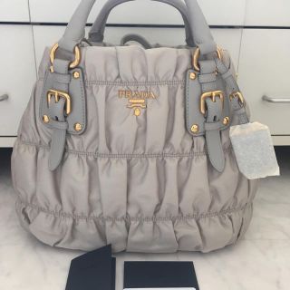 プラダ(PRADA)のkei様専用♪未使用プラダ ギャザー ショルダー ハンドバッグ トート ゴーフル(ハンドバッグ)