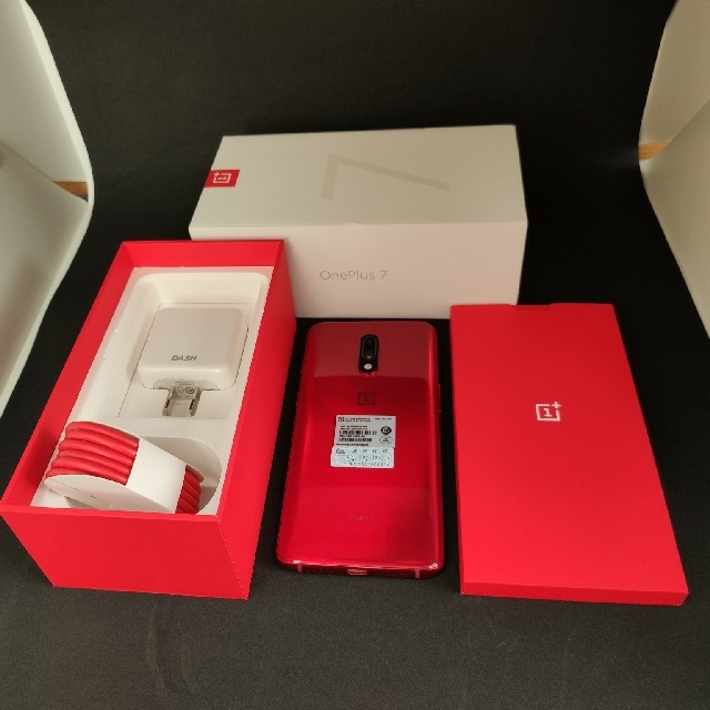 ☆ほぼ新品☆OnePlus 7 国際版　Snapdragon855