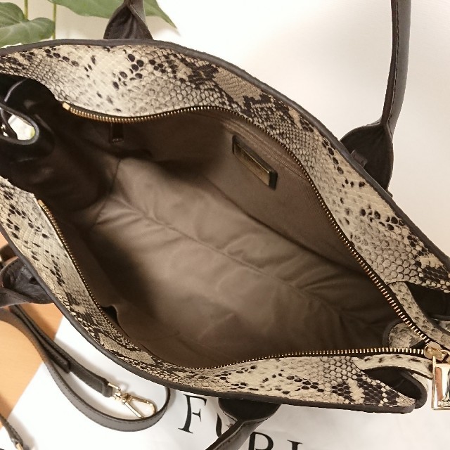 Furla - 限定値下げ!【美品】フルラ ラッキー 2way 本革バッグ 大容量
