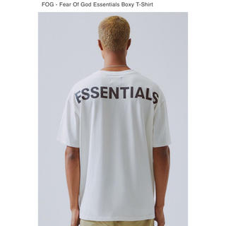フィアオブゴッド(FEAR OF GOD)の新品 S FEAR OF GOD FOG ESSENTIALS Tシャツ ②(Tシャツ/カットソー(半袖/袖なし))